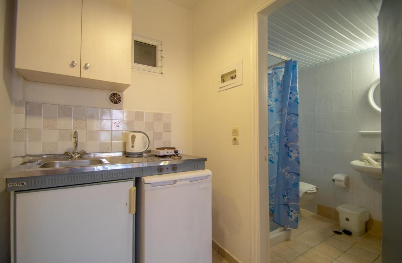 ארגאסי Agoulos Beach Hotel מראה חיצוני תמונה