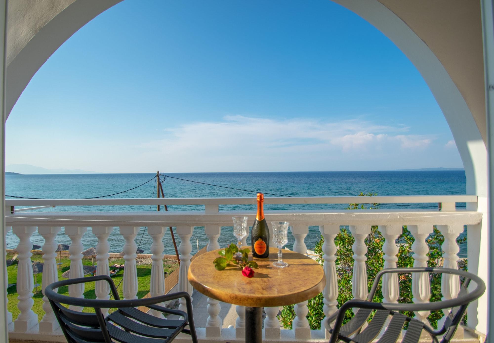 ארגאסי Agoulos Beach Hotel מראה חיצוני תמונה
