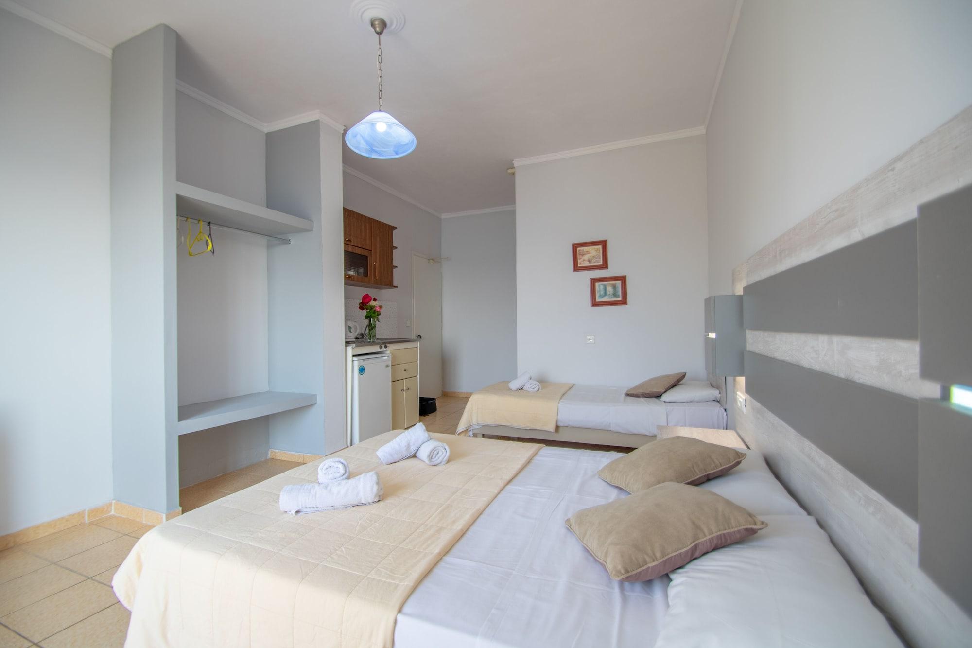 ארגאסי Agoulos Beach Hotel מראה חיצוני תמונה