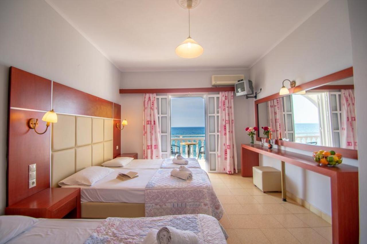 ארגאסי Agoulos Beach Hotel מראה חיצוני תמונה